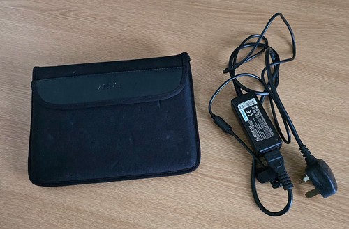 Vintage asus eee - pc, nero