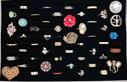 Vintage now pc lot - to,